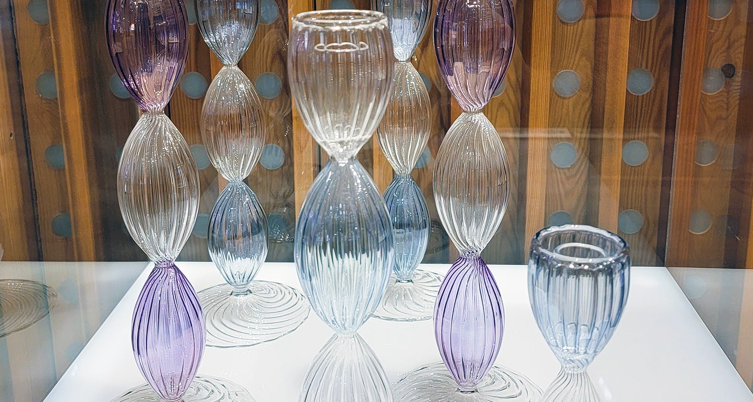 Polish glassware